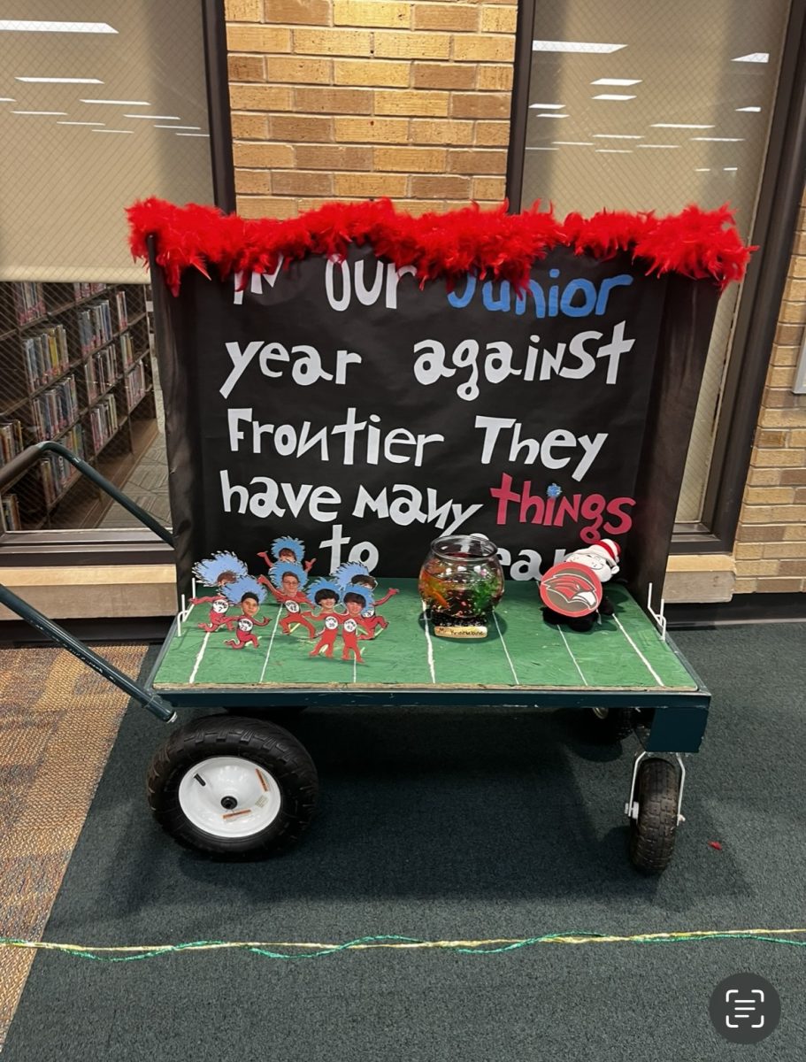 The Juniors' Cat in The Hat float. 