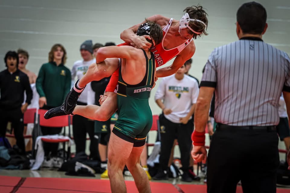 Kaleb Wallace picking up his opponent