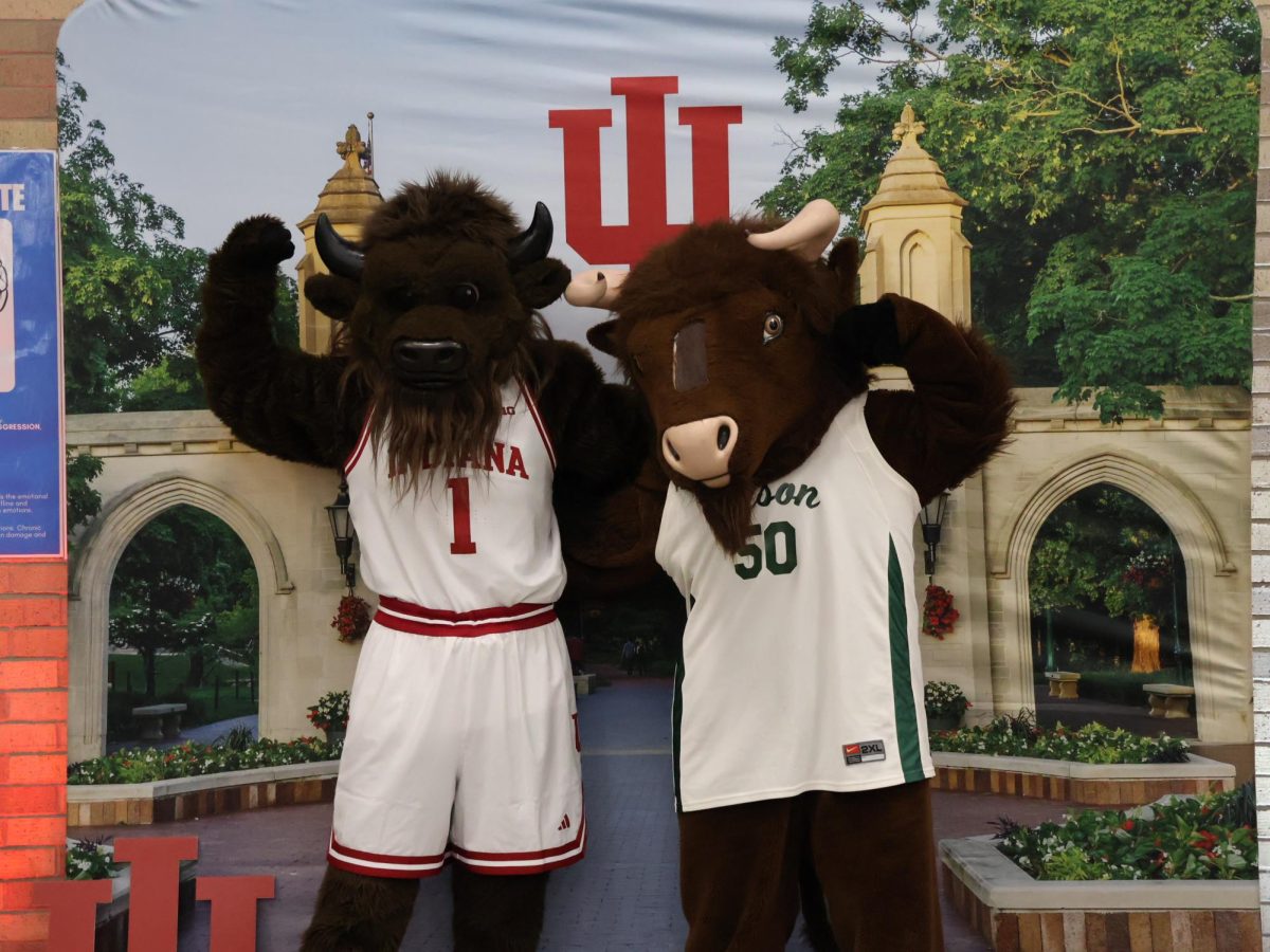 IU Visits BC